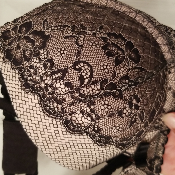 VS push up bra 36C - Picture 2 of 6